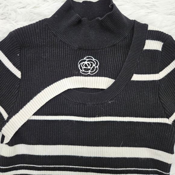 Hollow Out Striped Knit Mock Neck Floral Embroidered Wool Blend Sweater Size S - Picture 3 of 9